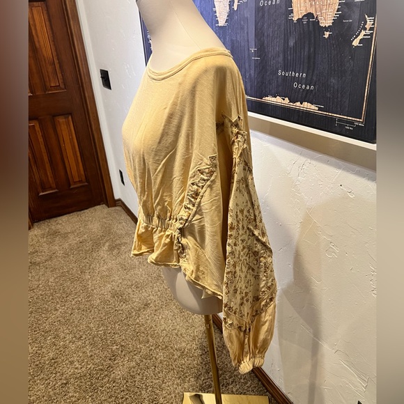 Free People cropped tan top with patchwork design - Picture 2 of 14